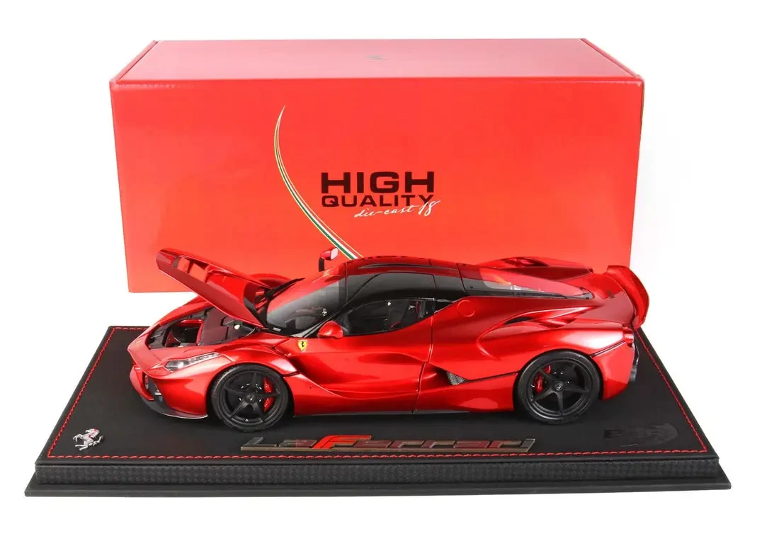 2023 Ferrari LaFerrari Red: No Package: Image 2