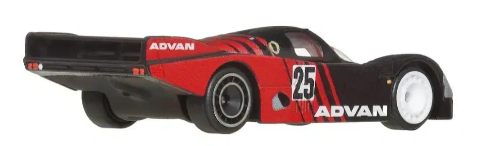 2025 Porsche 962 Black: No Package: Image 2