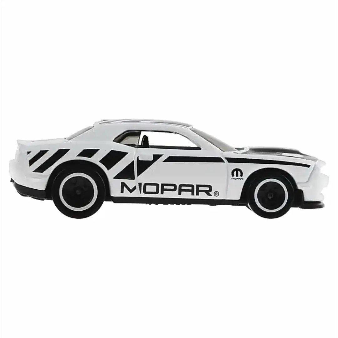 2027 2018 Dodge Challenger SRT Demon White: Image 4