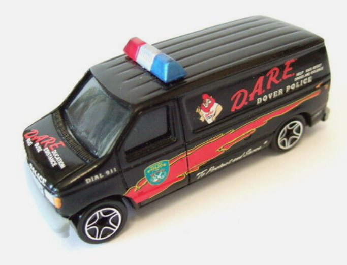 2000 Ford Panel Van Dover Black: Image 2