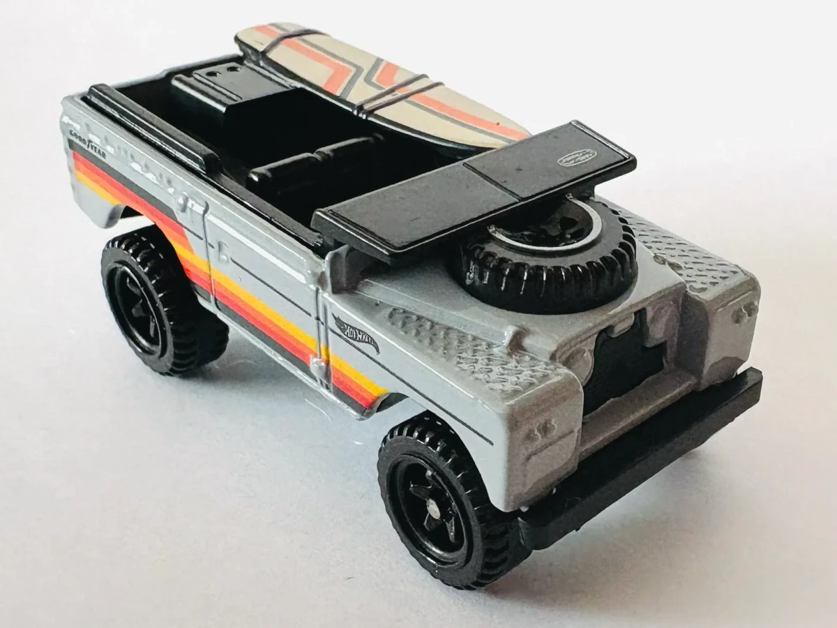 2026 1966 Land Rover Series II Grey: No Package: Image 2