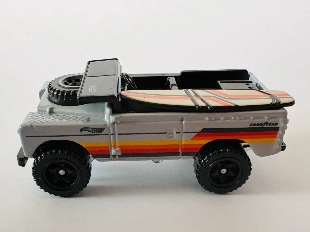2026 1966 Land Rover Series II Grey: No Package: Image 3