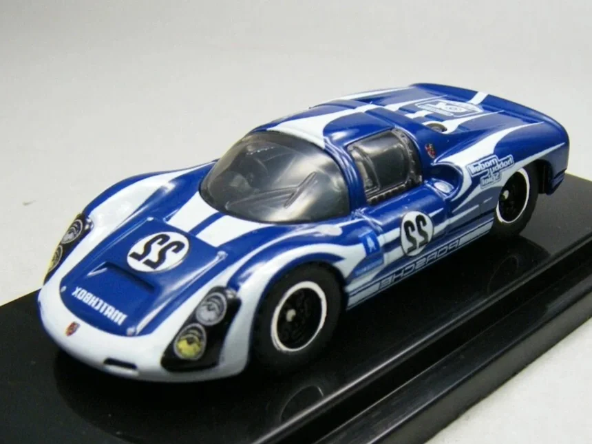 2023 Porsche 910 Blue: Image 2