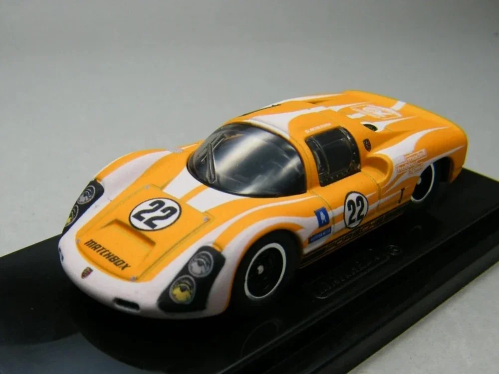 2023 Porsche 910 Orange: Image 2