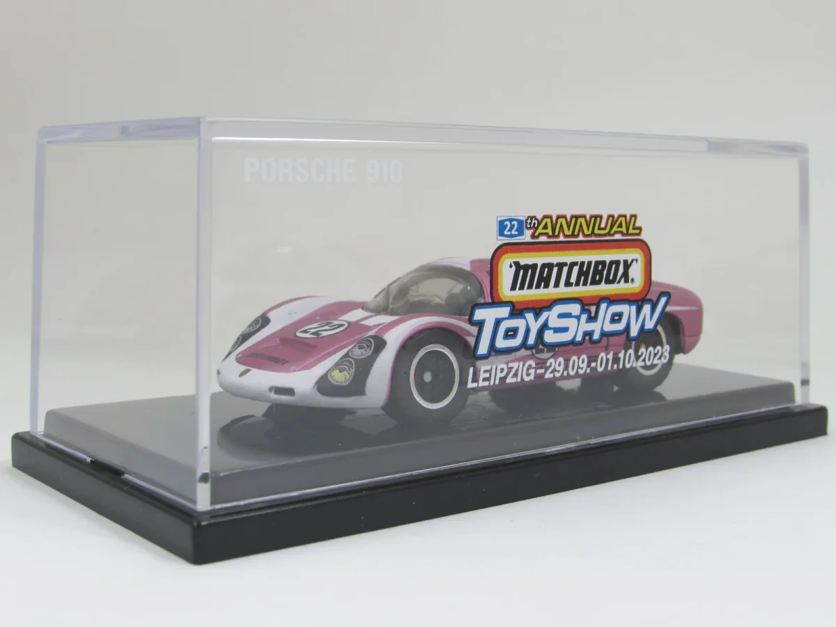 2023 Porsche 910 Pink: Image 2