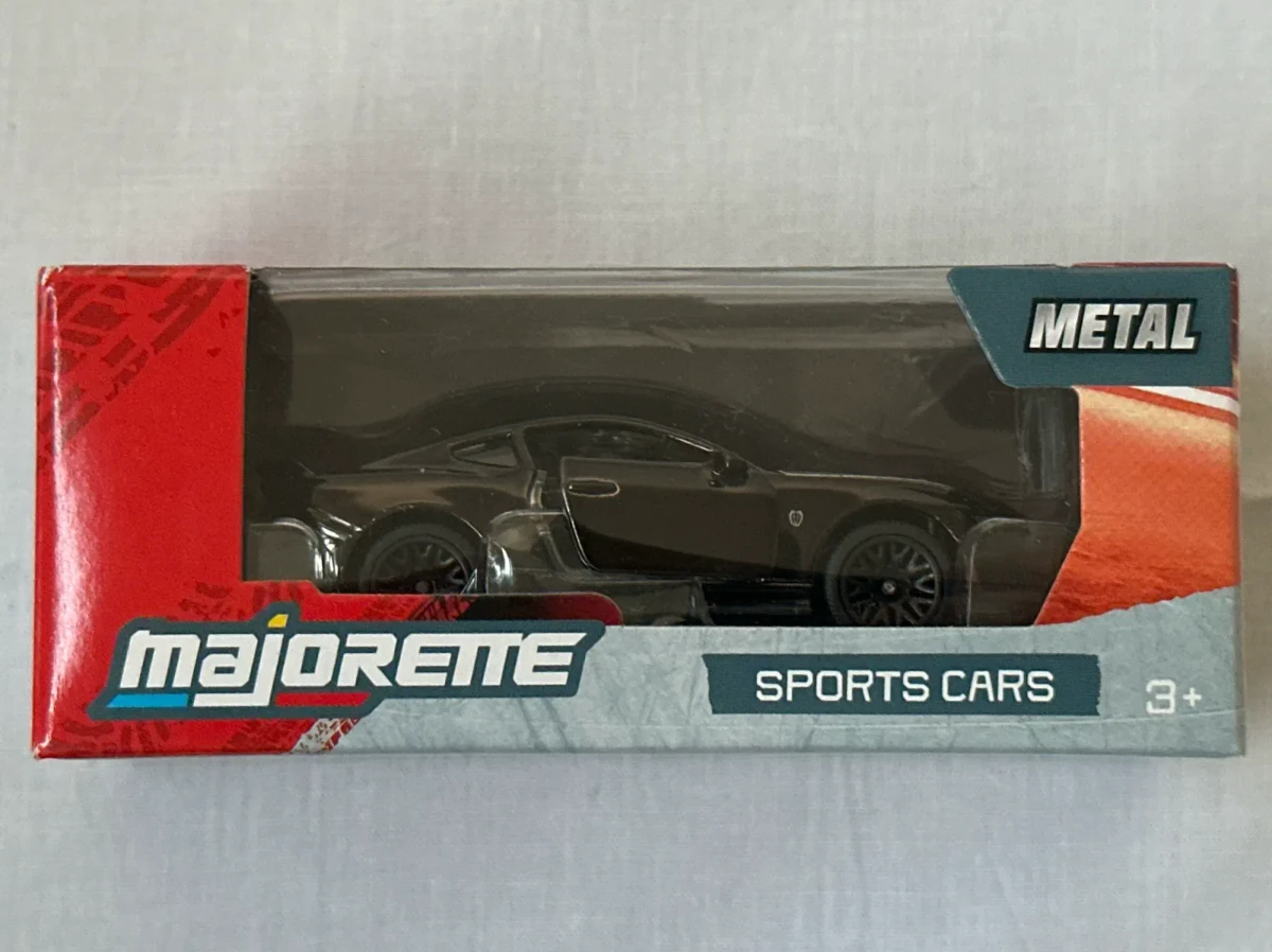 2026 Ford Mustang Dark Horse Black: Box: Image 2