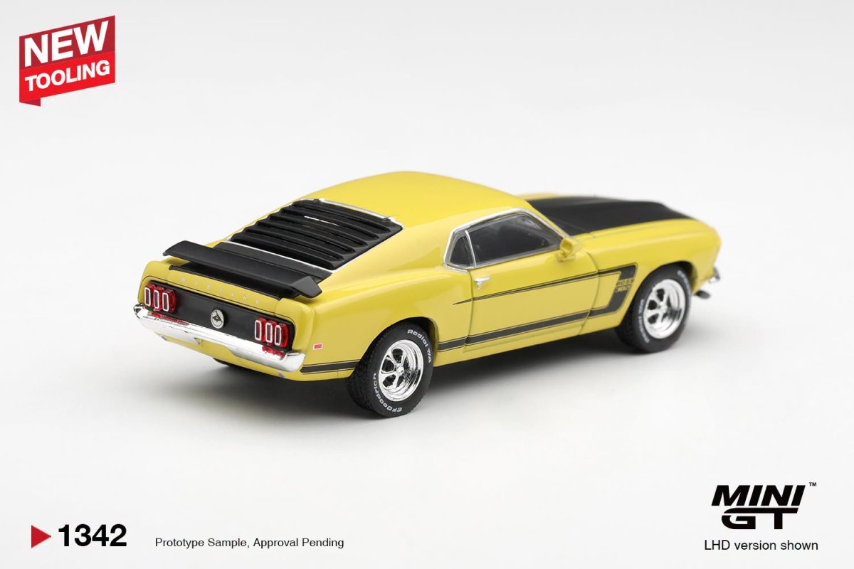 2026 Ford Mustang Boss 302 1969 Bright Yellow Yellow: Image 3