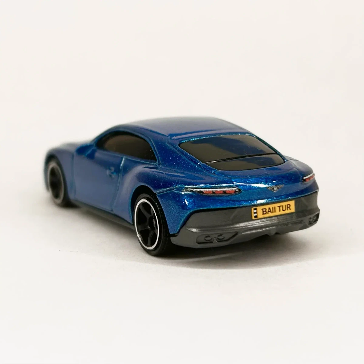 2026 2022 Bentley Batur Blue: No Package: Image 7