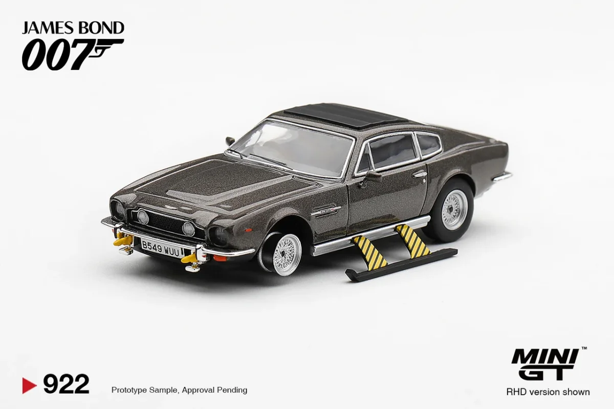 2026 Aston Martin V8 Vantage "The Living Daylights" Weapons On Silver: Image 2