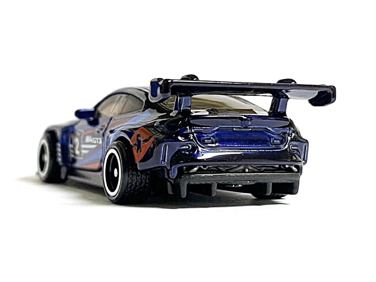 2027 BMW M4 GT3 Blue: Image 3