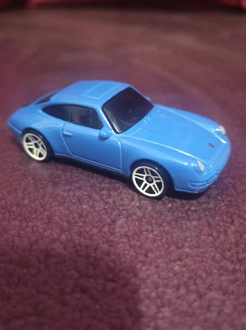 2019 96 Porsche Carrera Blue: Image 2