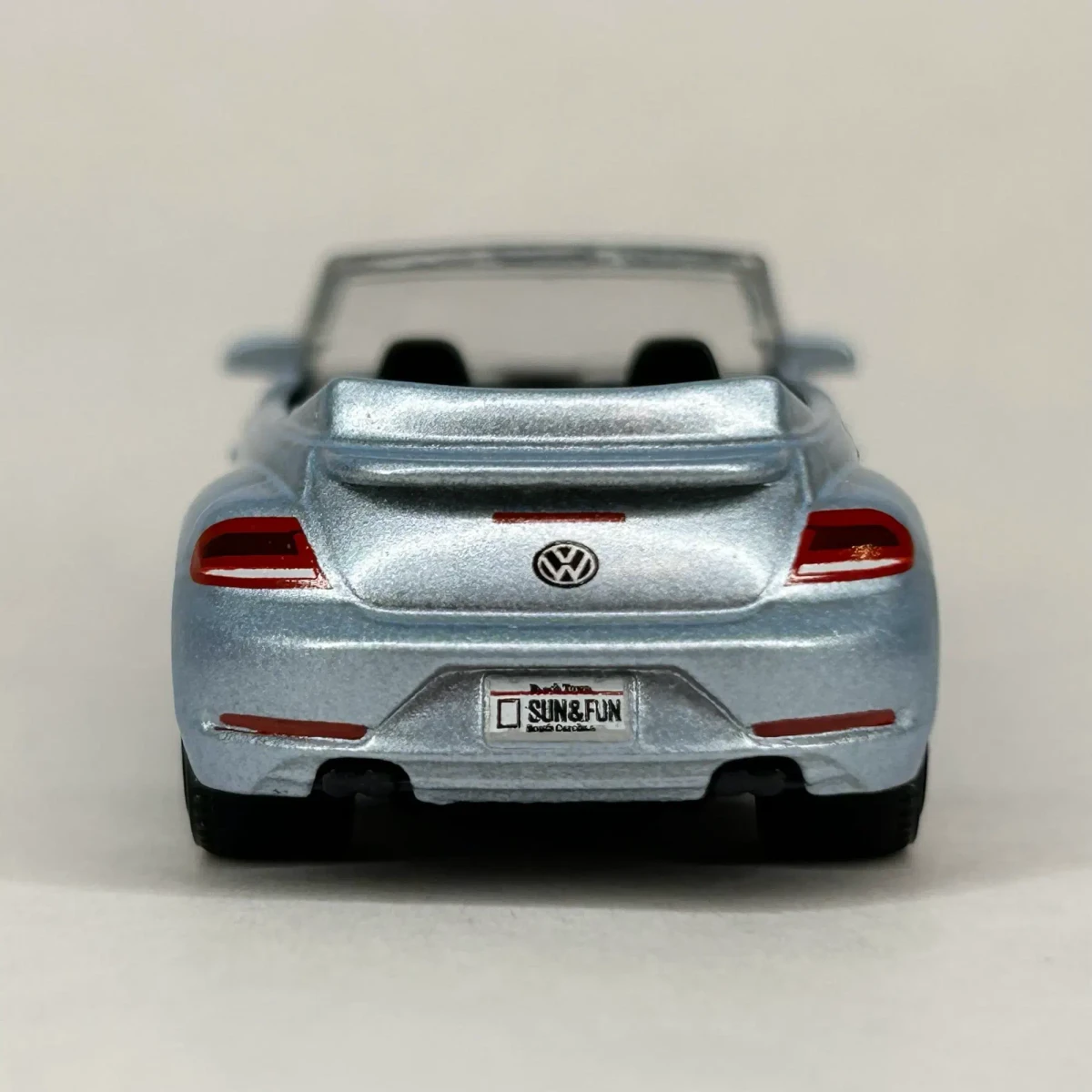 2026 2019 Volkswagen Beetle Convertible: No Package: Image 3