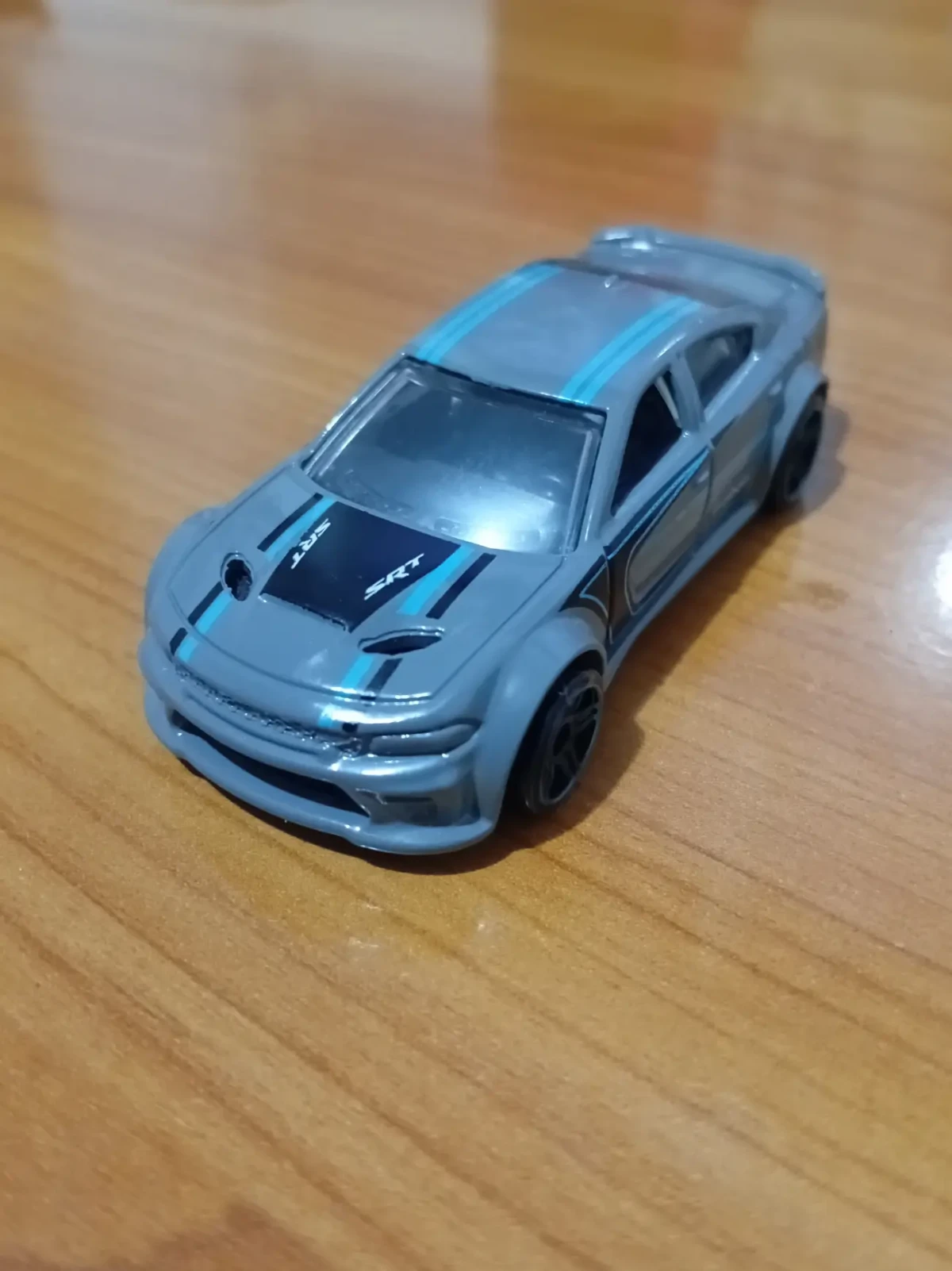 2026 20 Dodge Charger Hellcat Grey: Image 2