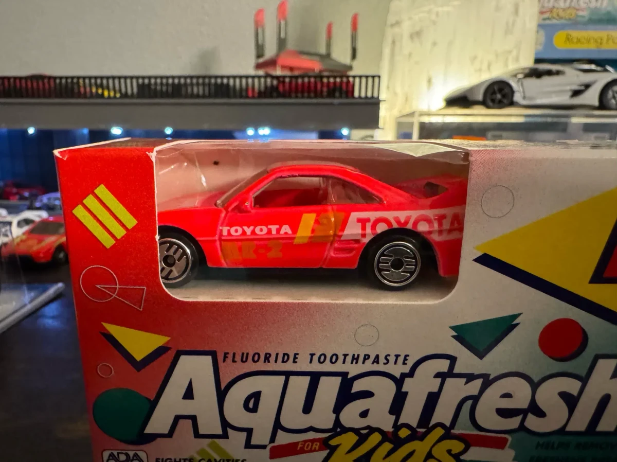 1994 Toyota MR-2 Rally Red: Image 2