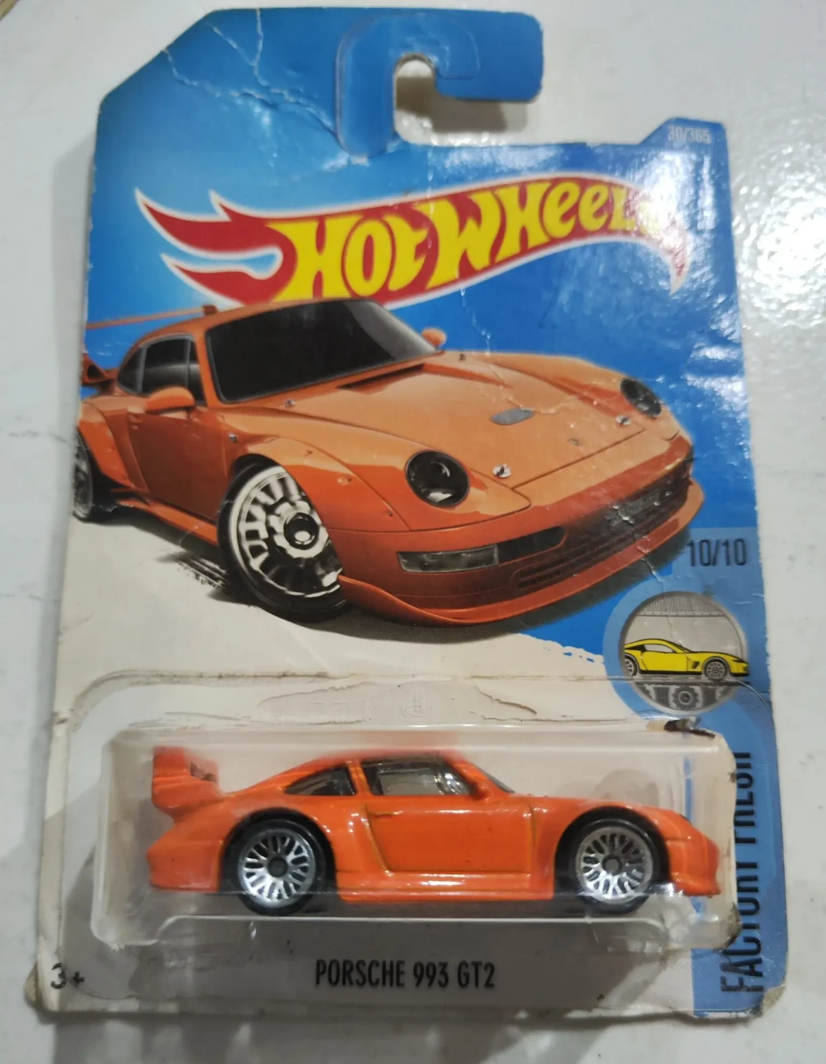 2017 Porsche 993 GT2 Orange: Image 2