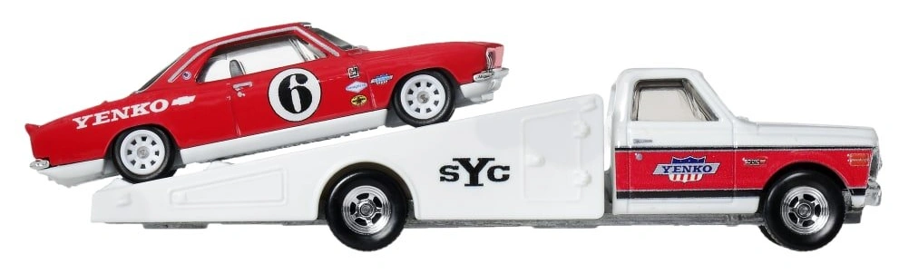 2026 72 Chevy Ramp Truck White: Image 3