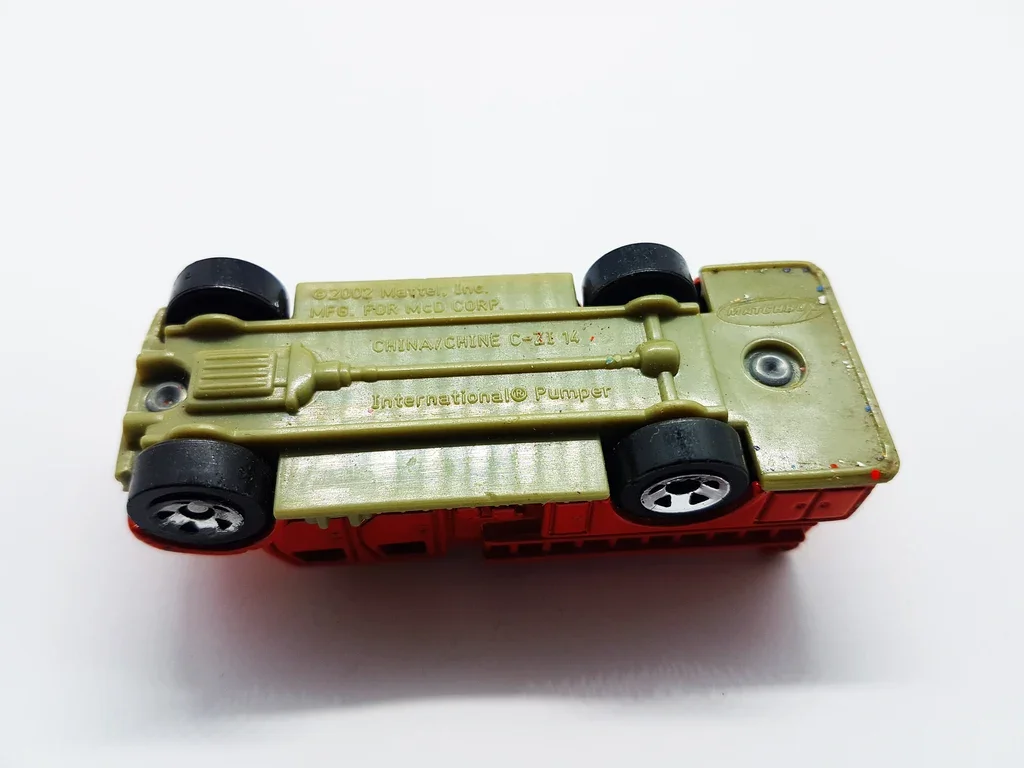 2002 International Pumper Red: Image 3