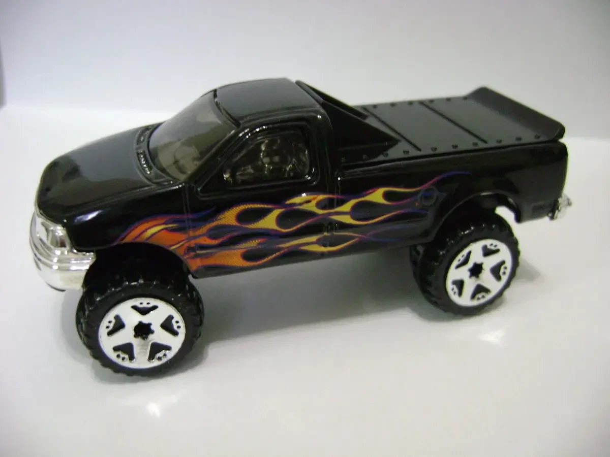 2007 1997 Ford F-150 Black: Image 2