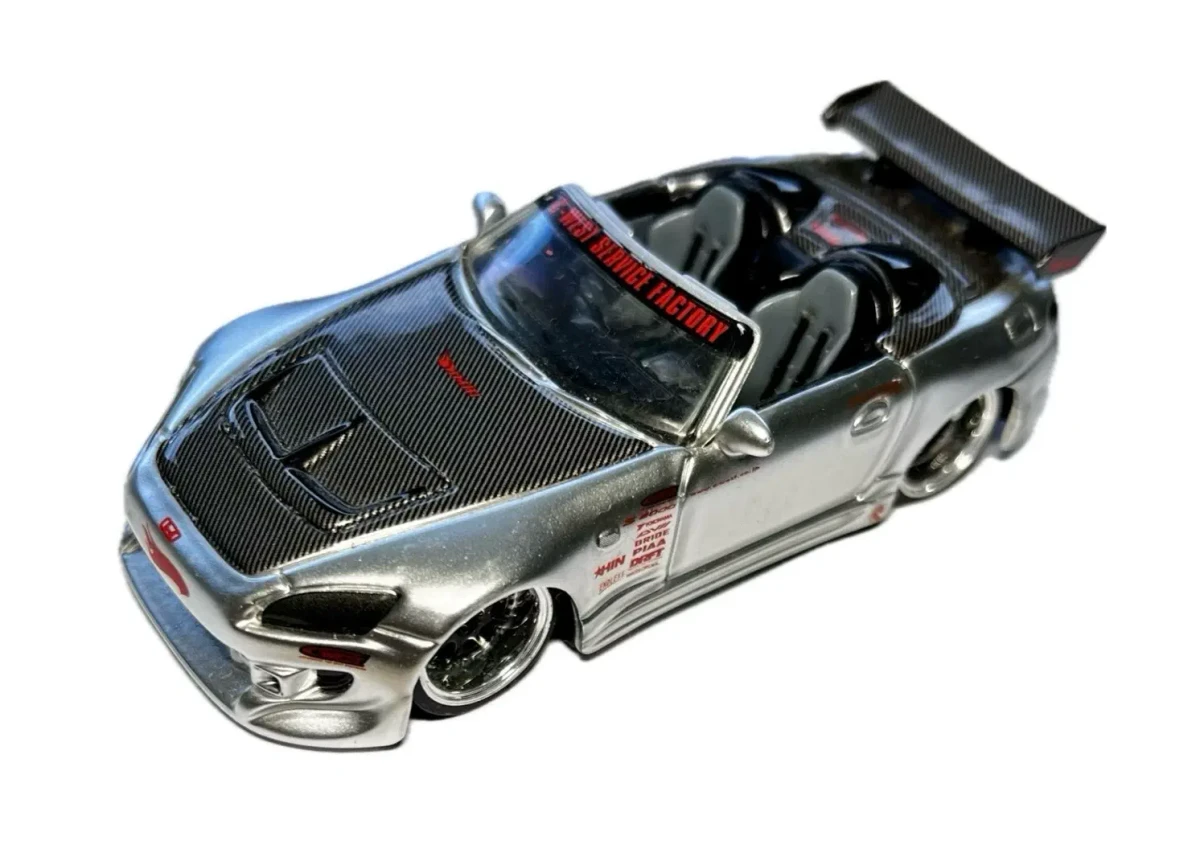 2004 Honda S2000 Silver: No Package: Image 4