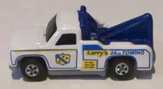 2025 Ramblin’ Wrecker 1975 White: No Package: Image 3