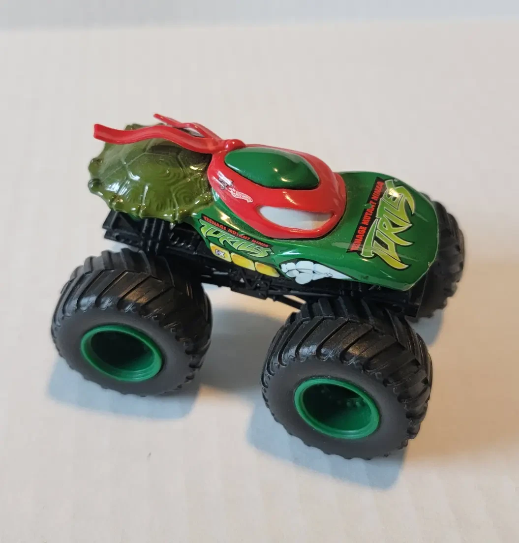 2005 Teenage Mutant Ninja Turtles Raphael Green: Image 2