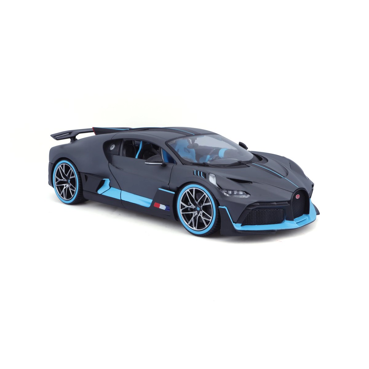 2026 Bugatti Divo: No package: Image 6