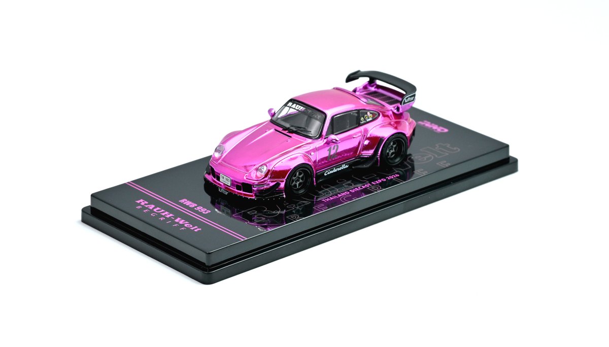 RWB 993 “Cinderella” Thailand Diecast Expo 2026 Event Edition (Chrome Pink – Chase Variant 1/6): No package: Image 9