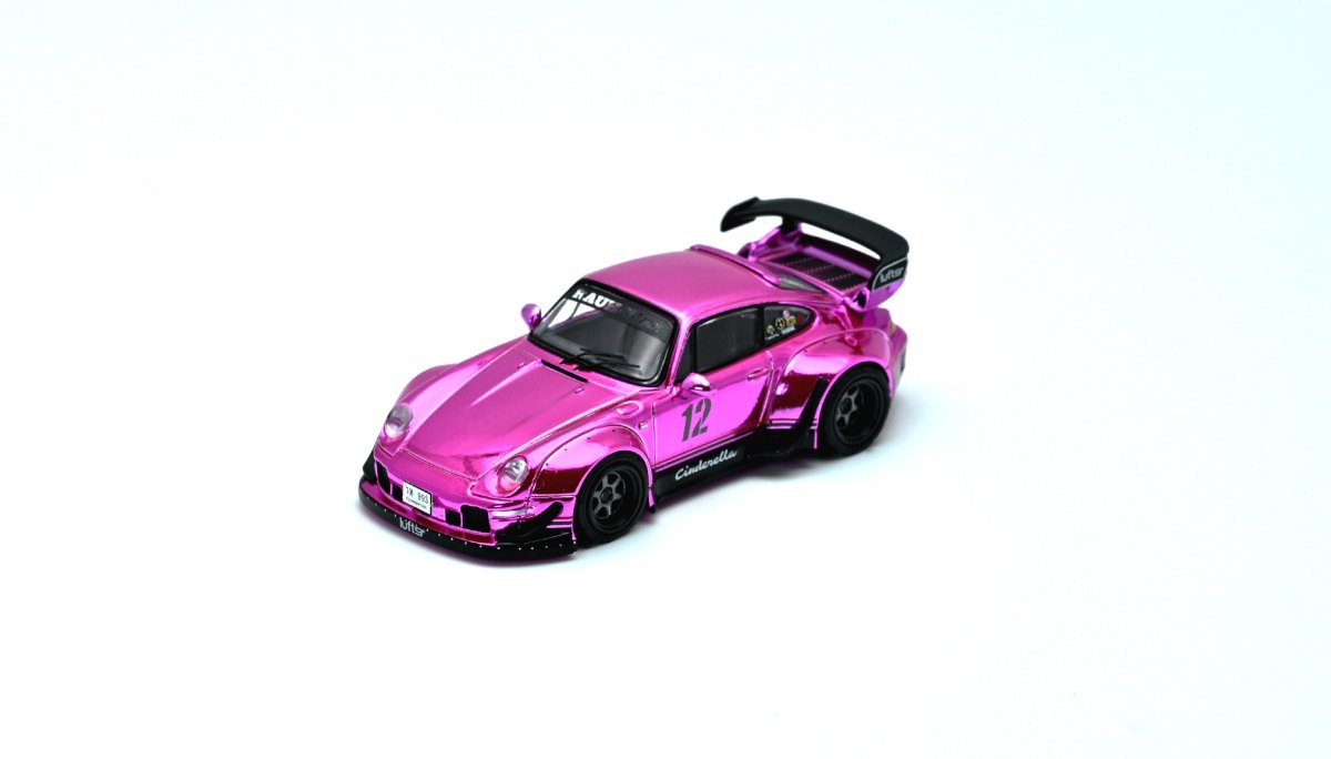 RWB 993 “Cinderella” Thailand Diecast Expo 2026 Event Edition (Chrome Pink – Chase Variant 1/6): No package: Image 4