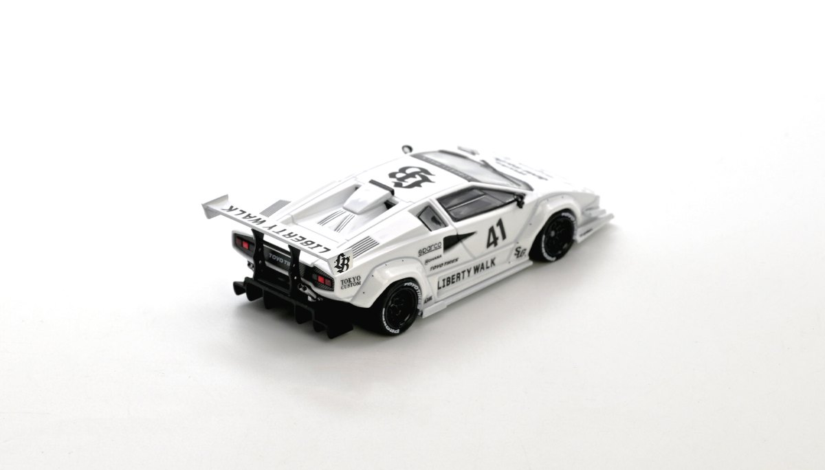 Liberty Walk Countach (Chase ver – Chrome Black): No package: Image 2