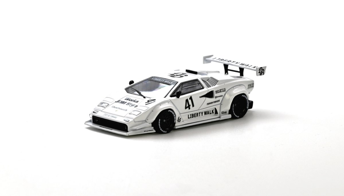 Liberty Walk Countach (Chase ver – Chrome Black): No package: Image 3