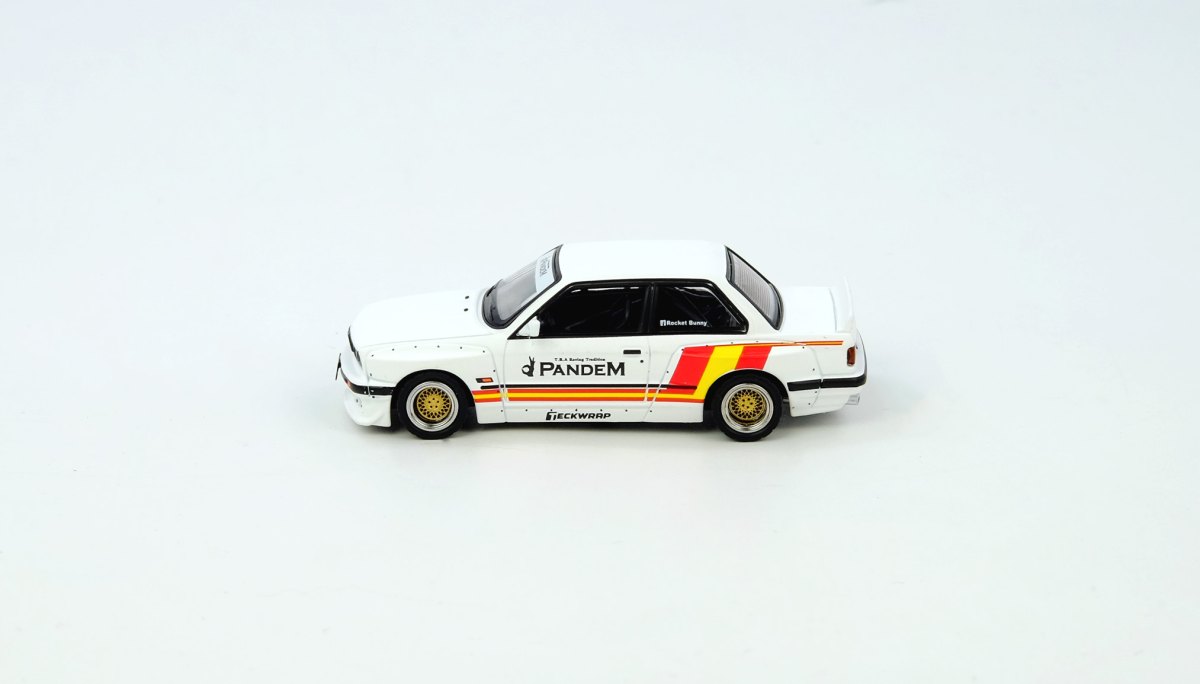 2026 Pandem Rocket Bunny E30 Matt White Diecast Con Madrid 2026 Event Edition White: No package: Image 3