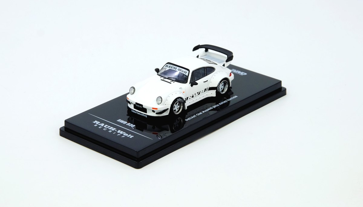 2026 RWB 930 Diecast Con Madrid 2026 Event Edition White: No package: Image 5