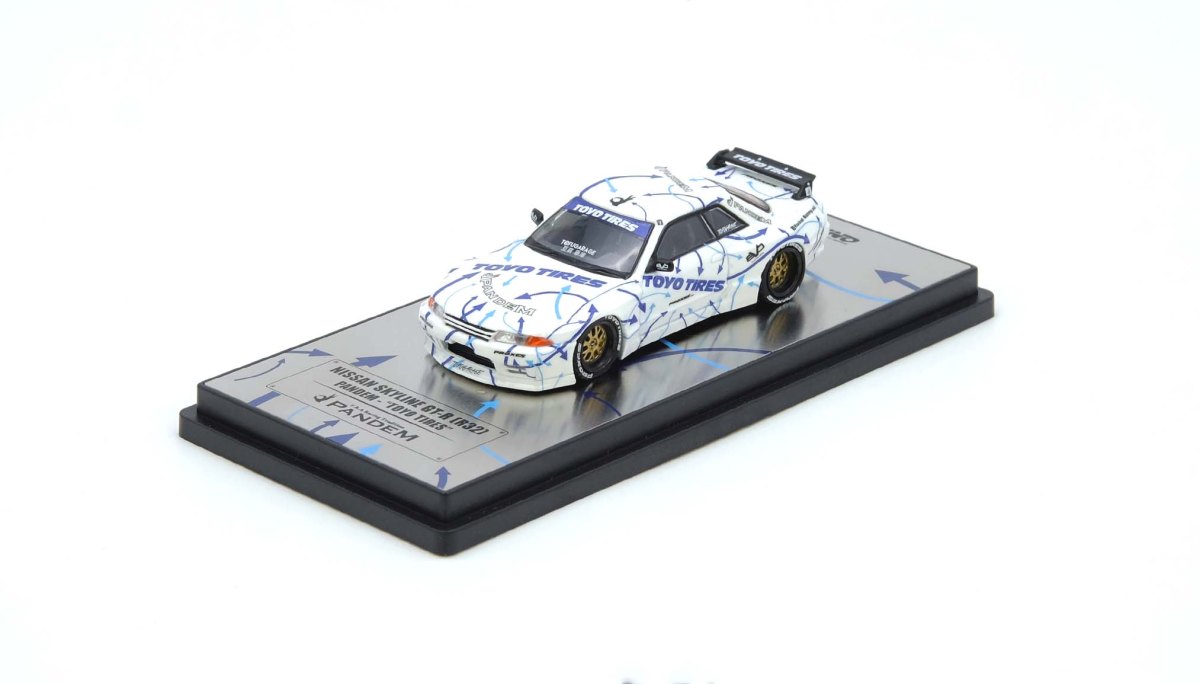 Nissan Skyline GT-R (R32) Pandem – “Toyo Tires”: No package: Image 4