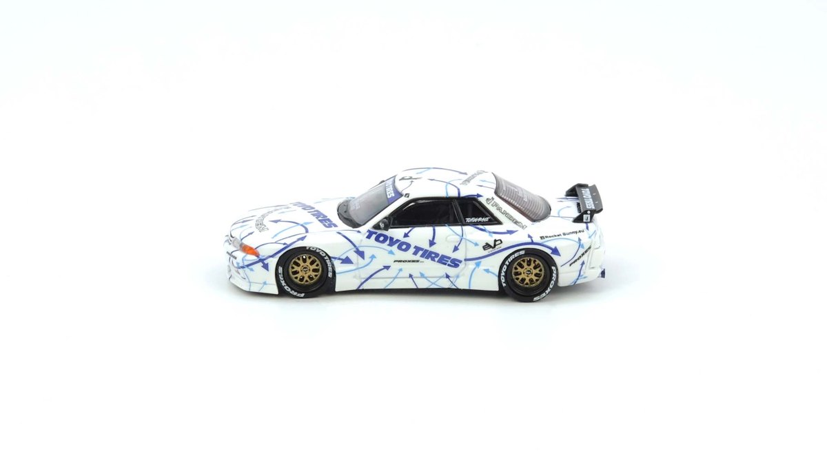 Nissan Skyline GT-R (R32) Pandem – “Toyo Tires”: No package: Image 2