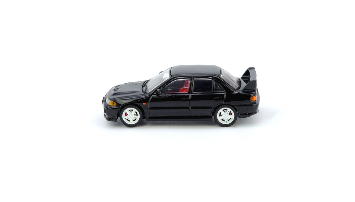 Mitsubishi Lancer Evolution III Black 1995: No package: Image 3