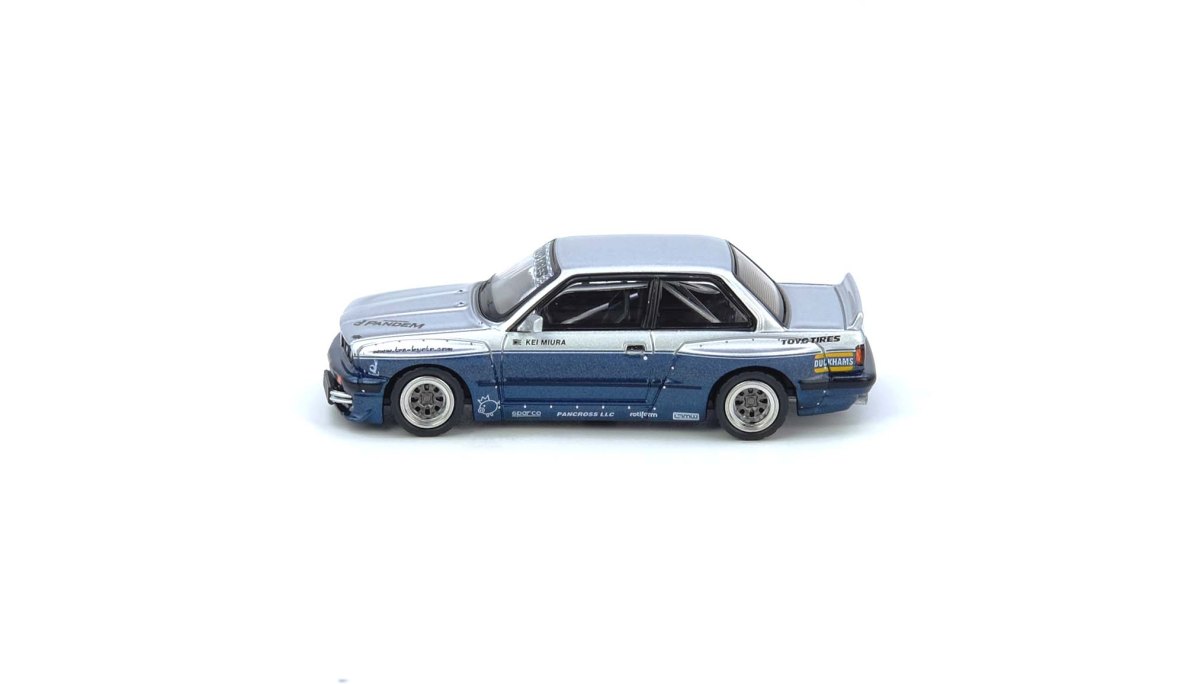 Pandem Rocket Bunny E30 M3 Silver/Blue: No package: Image 3