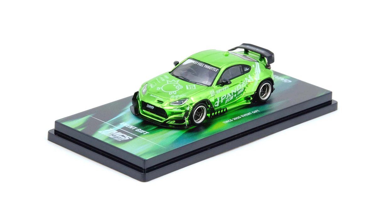 Toyota GR86 “Pandem Rocket Bunny” TMCS 2025 Lucky Draw Edition – Chrome Green: No package: Image 4