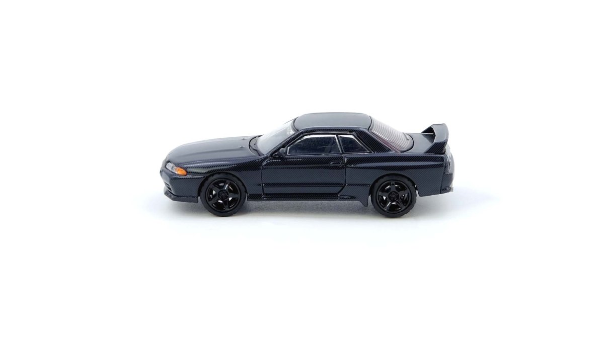 Nissan Skyline GTR R32 Full Carbon Malaysia Special Edition: No package: Image 3