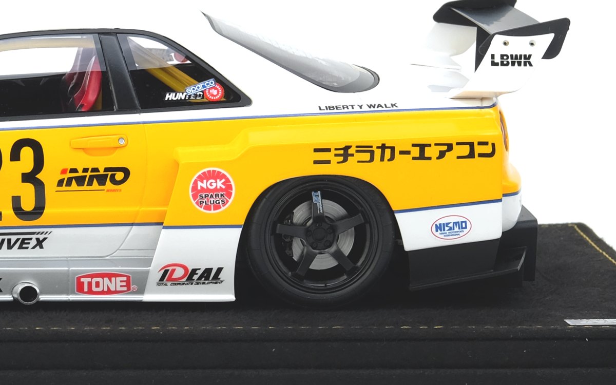 SKYLINE “LBWK” (ER34) Super Silhouette Hoshion Retro Livery: No package: Image 5