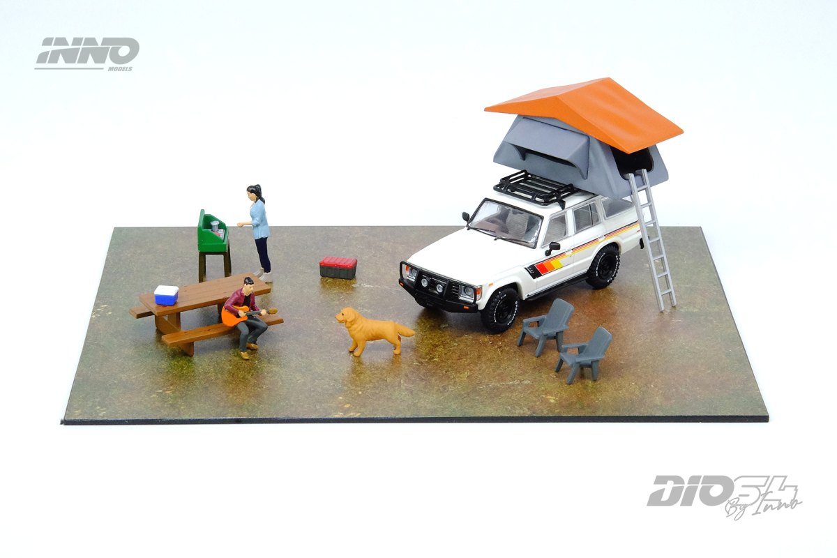 2025 Toyota Land Cruiser (FJ60) Car Camping Diorama with Figures: No package: Image 2