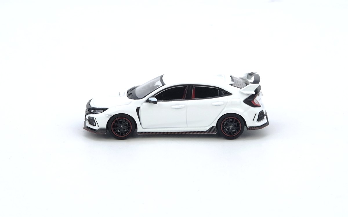 Honda Civic (FK8) TYPE R White: No package: Image 3