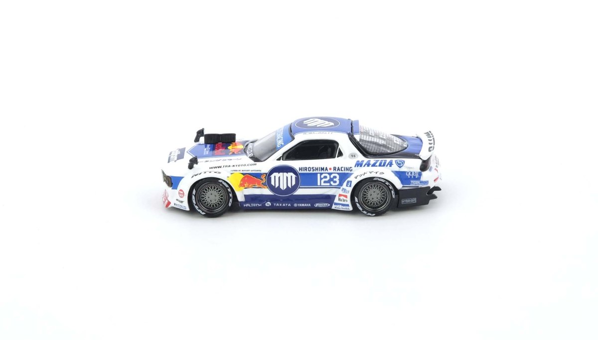 Mazda RX-7 (FD3S) “Pandem Rocket Bunny” MADBUL MADLAB COLLECTION 001: No package: Image 4