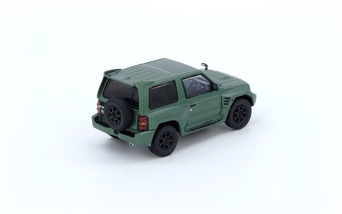 Mitsubishi Pajero Evolution in Satin Green: No package: Image 2