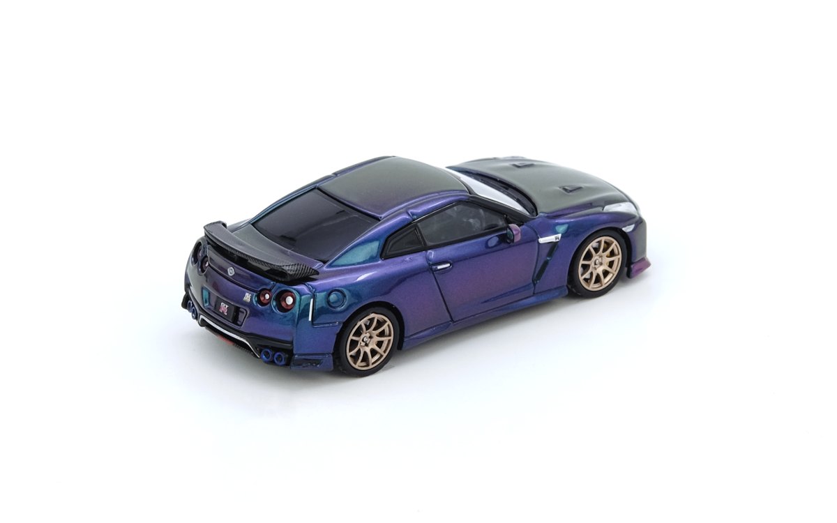 NISSAN GT-R (R35) T-SPEC Midnight Purple: No package: Image 2