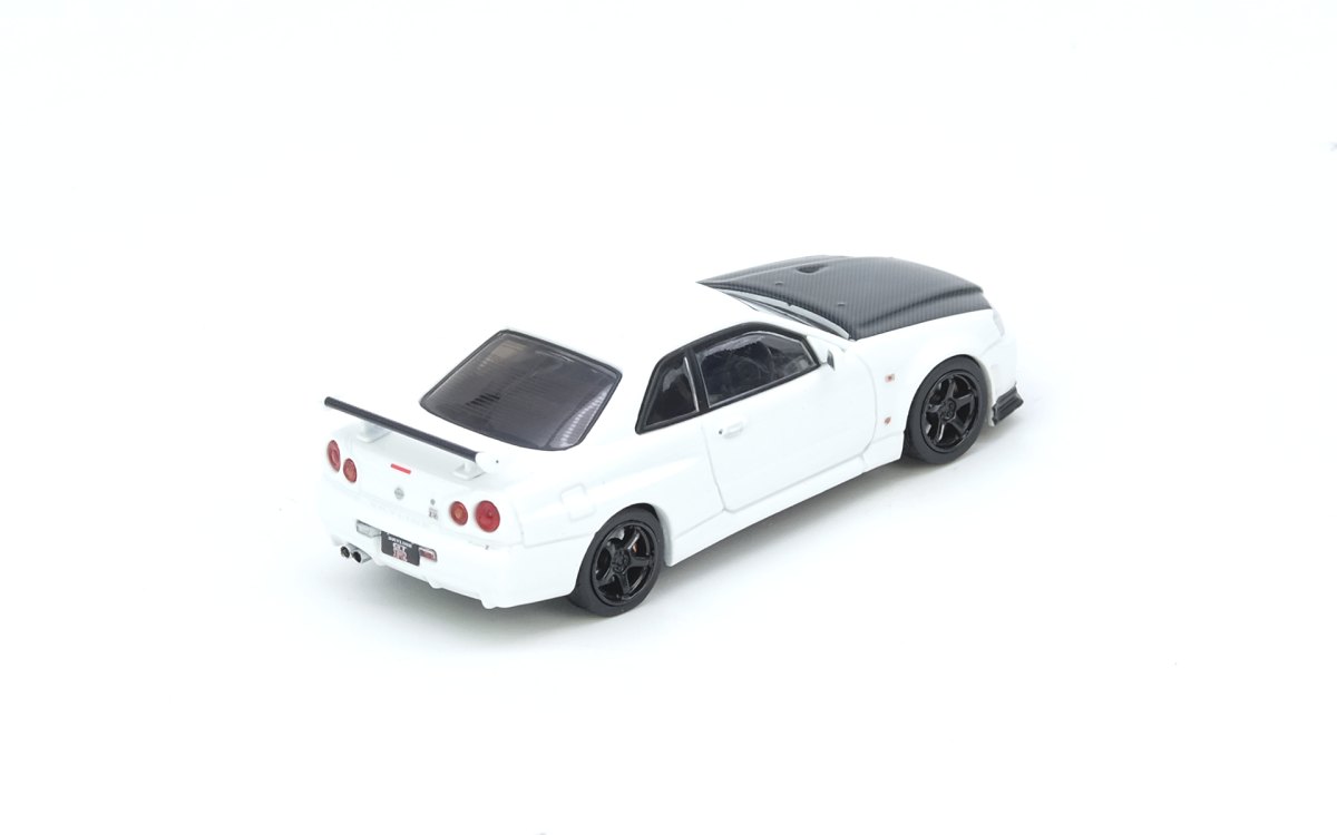 NISSAN SKYLINE GT-R (R34) V-Spec II N1 White with carbon hood: No package: Image 2