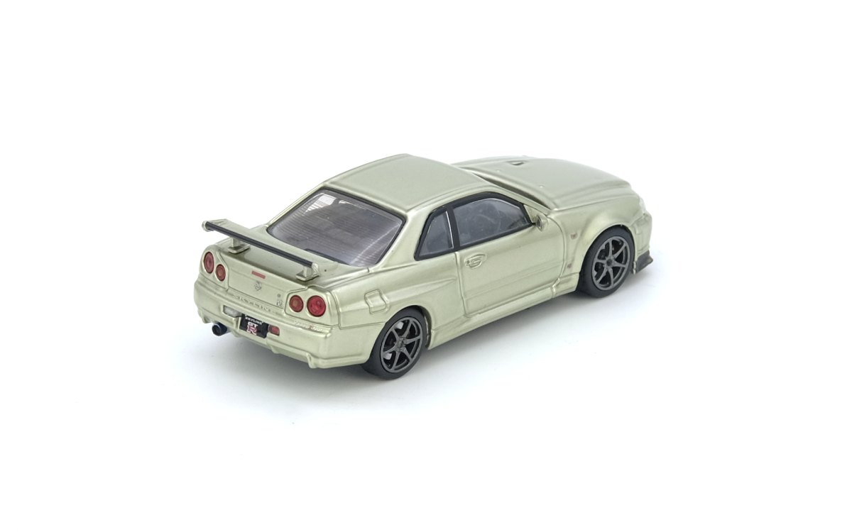 NISSAN SKYLINE GT-R (R34) V-Spec II Nür Millennium Jade: No package: Image 2