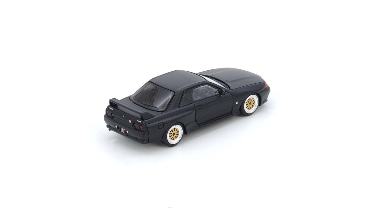 NISSAN SKYLINE GT-R (R32) Matt Black The Diecast Company Special Edition: No package: Image 2