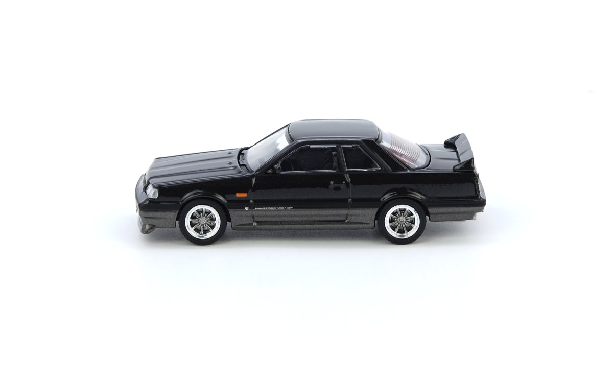 NISSAN SKYLINE GTS-R (R31) Black / Gun Metal: No package: Image 3
