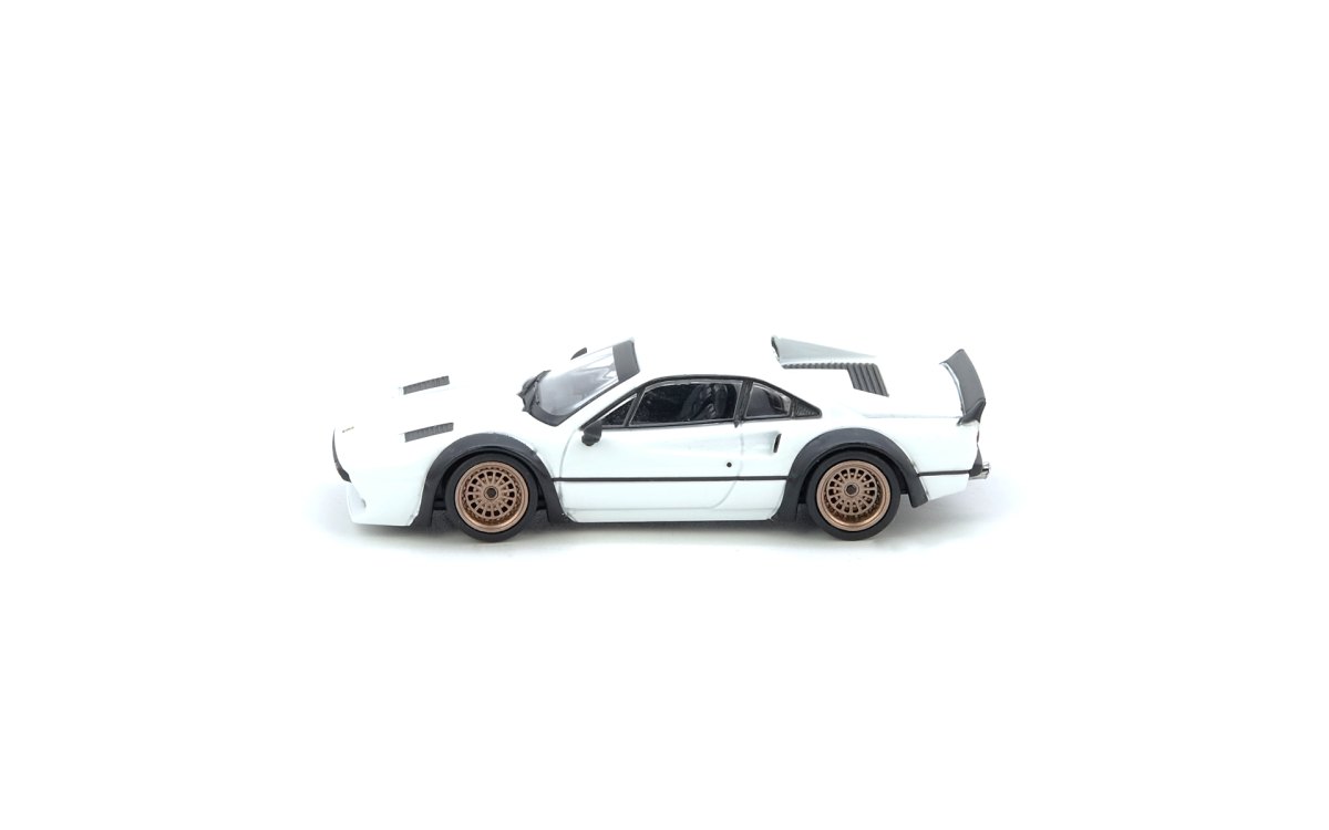 LBWK 308 GTB White: No package: Image 3