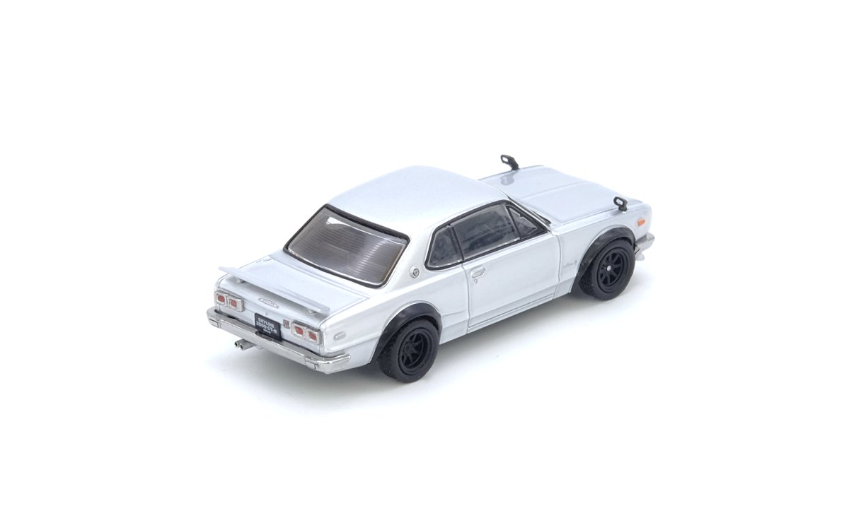 NISSAN SKYLINE 2000 GT-R (KPGC110) Silver: No package: Image 2